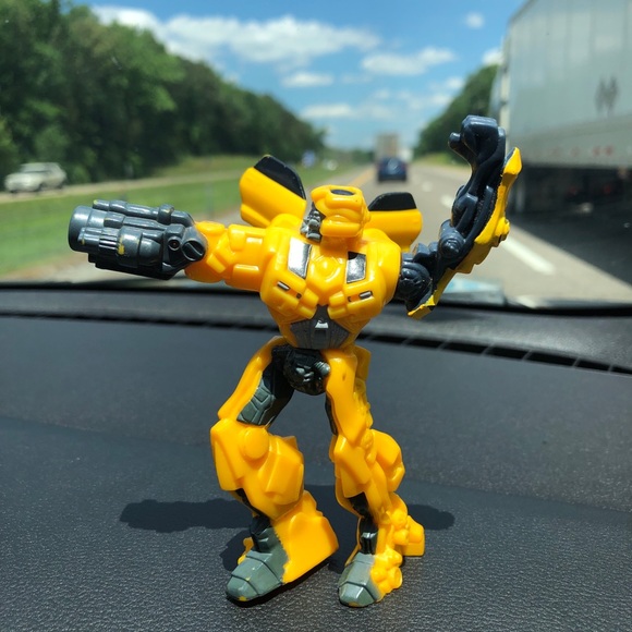 2010 Transformers Bumblebee BUMBLE BEE McDonalds #3 Action Figure Toy 4" - Picture 1 of 4